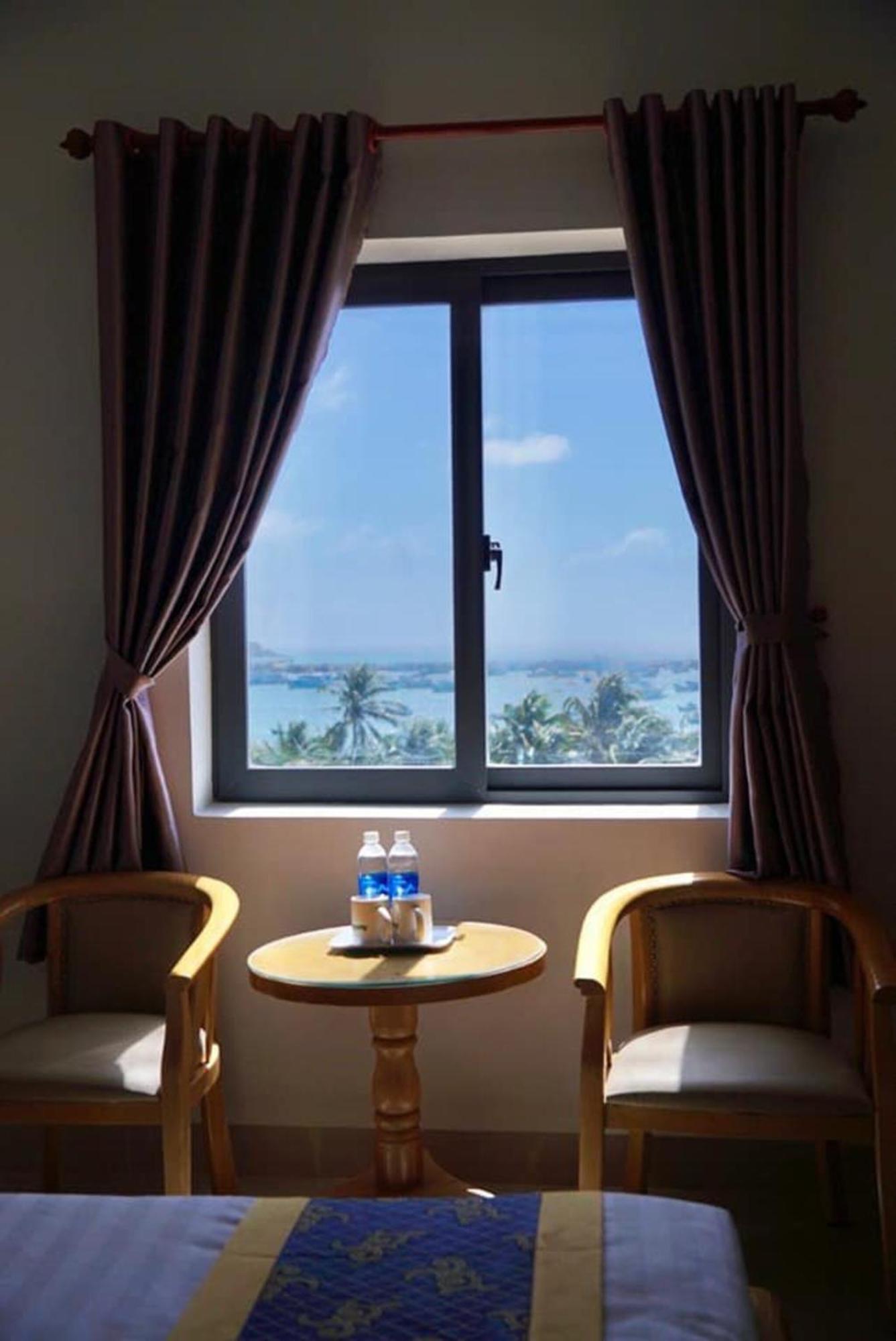 Bien Dong Hotel Dao Phu Quy Cu Lao Thu Bagian luar foto