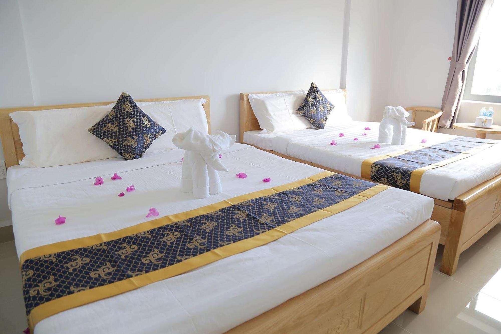 Bien Dong Hotel Dao Phu Quy Cu Lao Thu Bagian luar foto