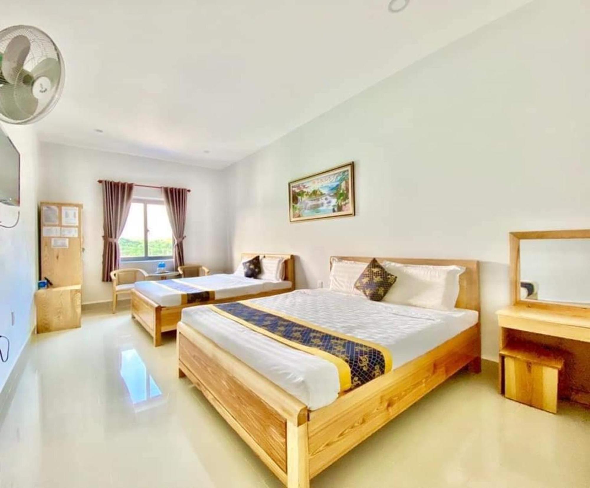 Bien Dong Hotel Dao Phu Quy Cu Lao Thu Bagian luar foto