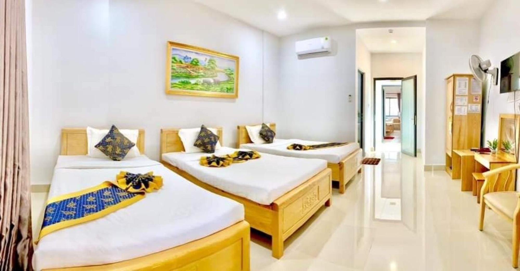 Bien Dong Hotel Dao Phu Quy Cu Lao Thu Bagian luar foto